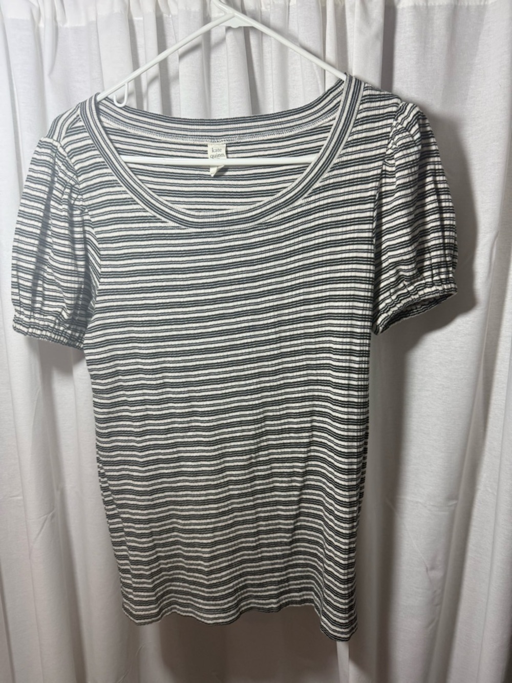 Kate Quinn Striped Puff-Sleeve Scoop Neck Top - Black & white